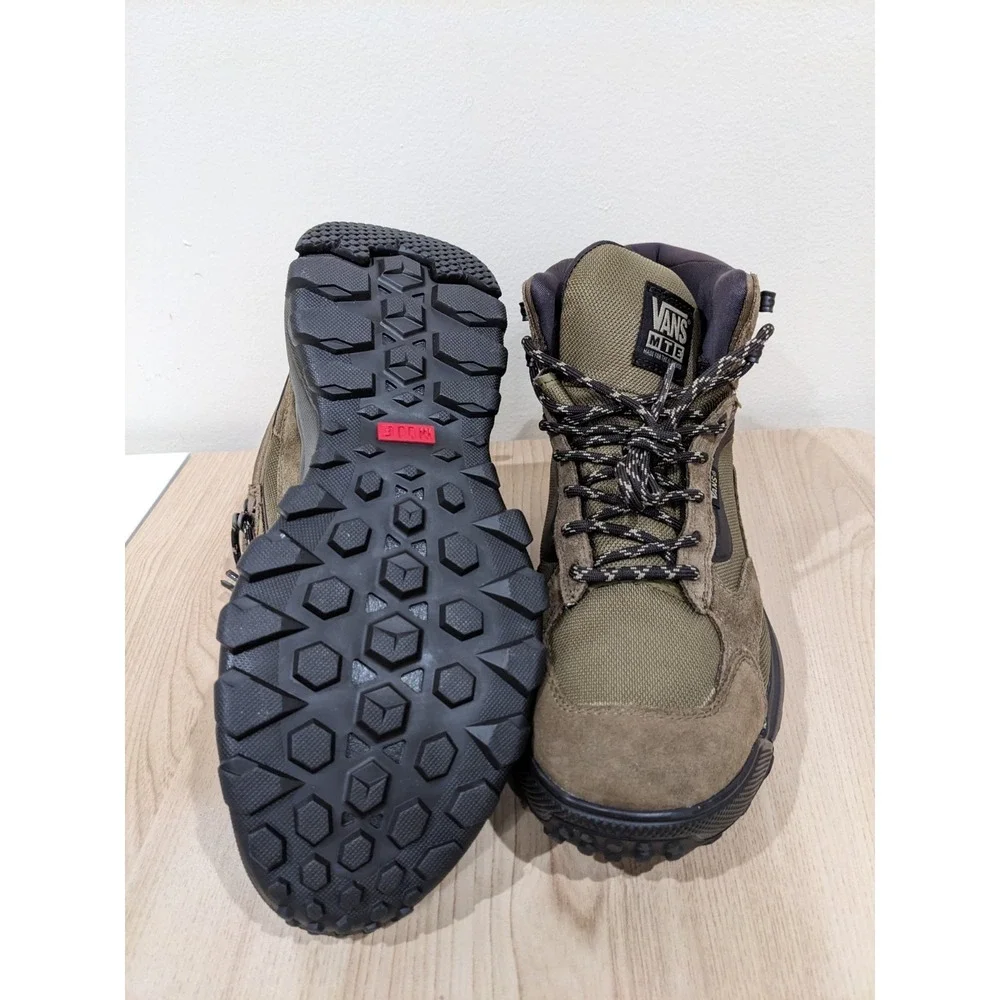 Vans MTE Crestline‎ Waterproof Grape Leaf Hiking Boots Men's 7.5 / Women's 9 NWT